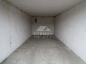 Pronájem garáže, Plzeň, Na Cihlářce, 15 m2