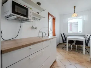 Prodej bytu 3+1, Praha - Troja, Mazurská, 67 m2