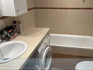 Pronájem pokoje, Praha - Troja, Krosenská, 16 m2