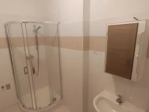 Pronájem bytu 1+kk, Hradec Králové, Denisovo náměstí, 43 m2