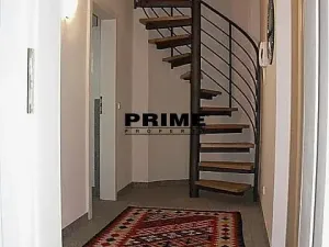 Pronájem bytu 2+1, Praha - Malá Strana, Vlašská, 73 m2