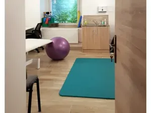 Pronájem obchodního prostoru, Praha - Vršovice, Vršovická, 22 m2