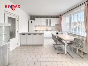 Prodej rodinného domu, Kolín, Hřbitovní, 151 m2