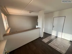 Prodej bytu 1+kk, Most, Komořanská, 33 m2