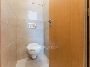 Pronájem bytu 2+kk, Praha - Košíře, Hoškova, 55 m2