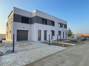 Prodej bytu 4+kk, Šlapanice, 105 m2