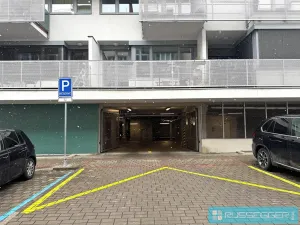 Pronájem garážového stání, Brno, Jircháře, 14 m2