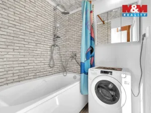 Prodej bytu 3+1, Prachovice, Bučina, 64 m2