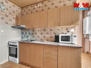 Prodej bytu 3+1, Prachovice, Bučina, 64 m2