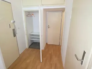 Pronájem bytu 1+kk, Praha - Vinohrady, Ondříčkova, 29 m2