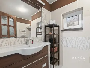 Prodej rodinného domu, Ivančice, Jana Schwarze, 210 m2