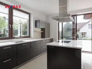 Prodej rodinného domu, Říčany, Tulipánová, 260 m2