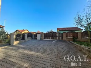 Prodej vícegeneračního domu, Zbůch, Polní, 249 m2