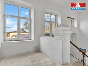 Pronájem výrobních prostor, Višňová - Poustka, 884 m2