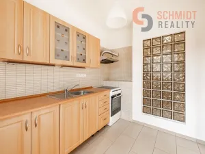 Prodej bytu 2+1, Břeclav, Na Valtické, 44 m2