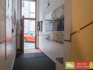 Pronájem bytu 1+kk, Praha, Kozácká, 30 m2