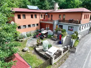 Prodej restaurace, Tábor, Lužnické údolí, 694 m2