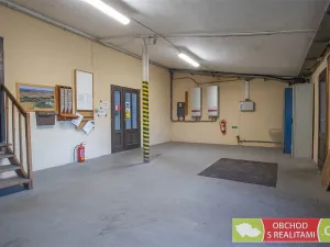 Pronájem výrobních prostor, Morašice, 2710 m2