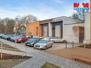 Prodej komerčního pozemku, Kralupy nad Vltavou, sídl. Hůrka, 238 m2