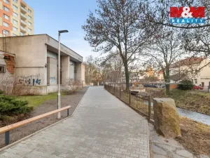 Prodej komerčního pozemku, Kralupy nad Vltavou, sídl. Hůrka, 238 m2