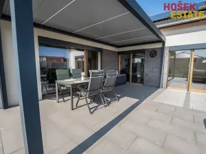 Prodej rodinného domu, Pohořelice, U Větrolamu, 160 m2