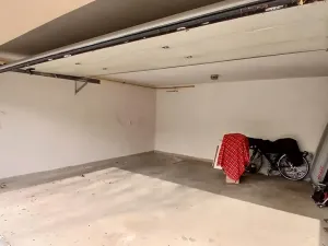 Pronájem garáže, Beroun, Náměstí Joachima Barranda, 17 m2