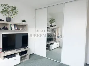 Pronájem bytu 2+1, České Budějovice, tř. 28. října, 62 m2