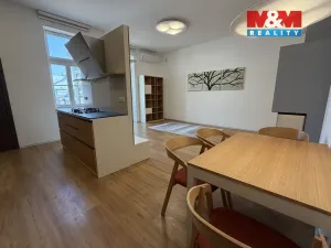 Pronájem bytu 3+kk, Pardubice - Zelené Předměstí, Na Hrádku, 80 m2