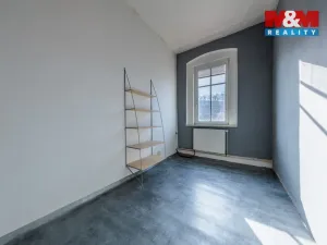 Prodej bytu 4+1, Kraslice, Čs. armády, 136 m2