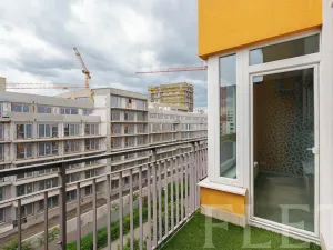 Pronájem bytu 2+kk, Praha - Vysočany, Kabešova, 53 m2