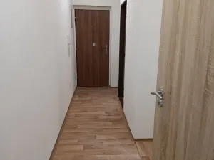 Pronájem bytu 2+kk, Hulín, nám. Míru, 49 m2