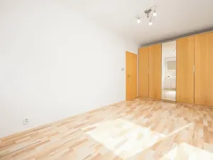 Pronájem bytu 2+kk, Brno, Šmahova, 44 m2
