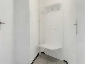 Pronájem bytu 1+kk, Praha - Vršovice, Orelská, 24 m2