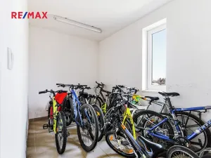 Prodej bytu 2+kk, Praha - Hostavice, U Hostavického potoka, 50 m2