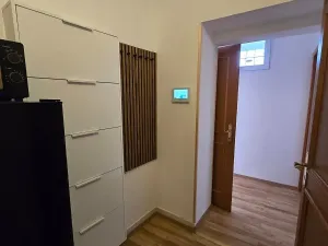 Pronájem bytu 1+1, Praha - Braník, Mezivrší, 55 m2