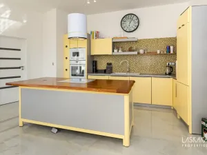 Pronájem bytu 3+kk, Horoušany - Horoušánky, Hlavní, 129 m2