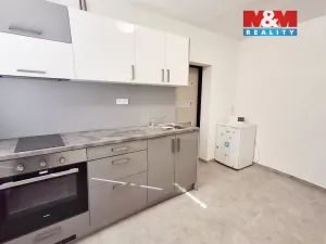 Prodej obchodního prostoru, Práče, 3212 m2