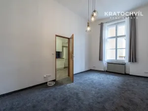 Prodej bytu 3+kk, Praha - Karlín, U nádražní lávky, 101 m2