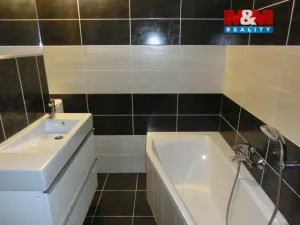 Pronájem bytu 2+1, Orlová - Lutyně, Vojtěcha Martínka, 55 m2