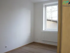Prodej bytu 3+kk, Třinec - Staré Město, Dvořákova, 81 m2