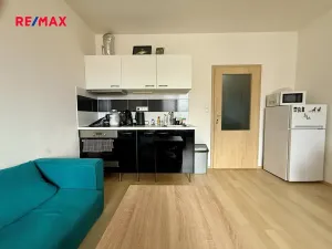 Pronájem bytu 1+kk, Plzeň, Květná, 35 m2