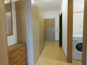 Pronájem bytu 1+kk, Praha - Hostivař, Bratislavská, 44 m2