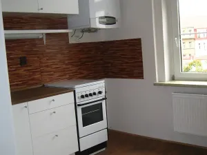 Pronájem bytu 1+1, Praha - Holešovice, Kamenická, 41 m2