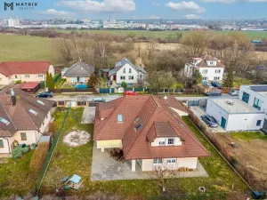 Prodej rodinného domu, Praha - Písnice, V zákopech, 294 m2