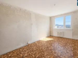 Prodej bytu 2+kk, Praha - Radotín, náměstí Osvoboditelů, 47 m2