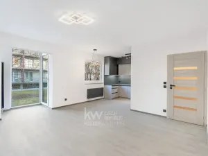 Prodej bytu 2+kk, Praha - Letňany, Kostomlatská, 55 m2