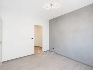 Prodej bytu 2+kk, Praha - Letňany, Kostomlatská, 55 m2