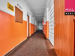 Prodej obchodního prostoru, Ostrov, Hlavní třída, 993 m2