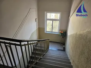 Pronájem bytu 1+1, Praha - Holešovice, Na Maninách, 37 m2