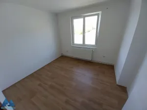 Pronájem bytu 3+1, Lánov, 69 m2